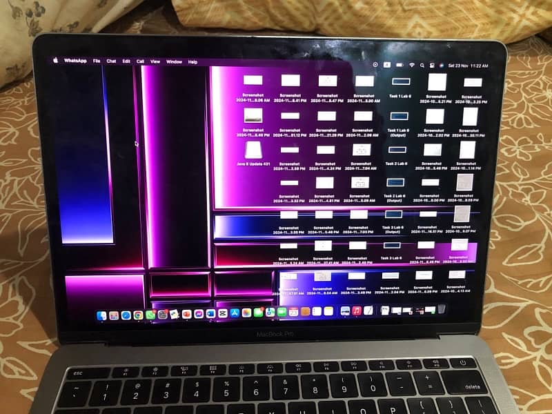 Macbook Pro 2017 16/256 7