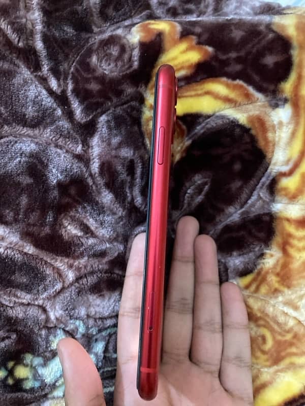 IPhone 11 (RED) 64 GB Non PTA 1