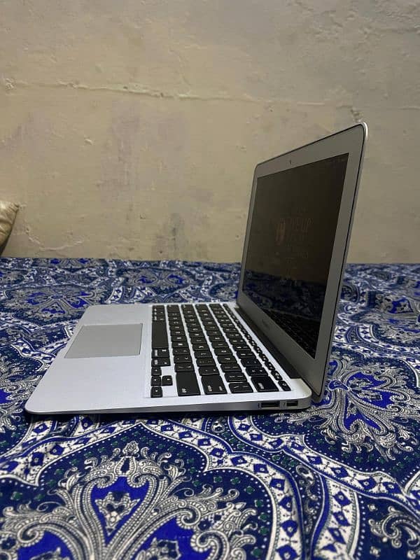 MacBook Air ( 2014) - 8GB RAM, 128GB SSD, macOS Big Sur 7