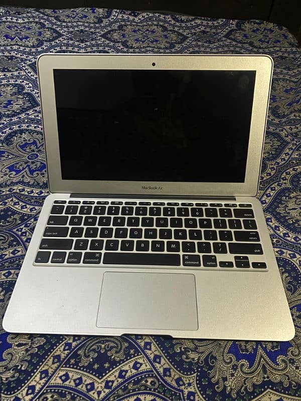 MacBook Air ( 2014) - 8GB RAM, 128GB SSD, macOS Big Sur 11