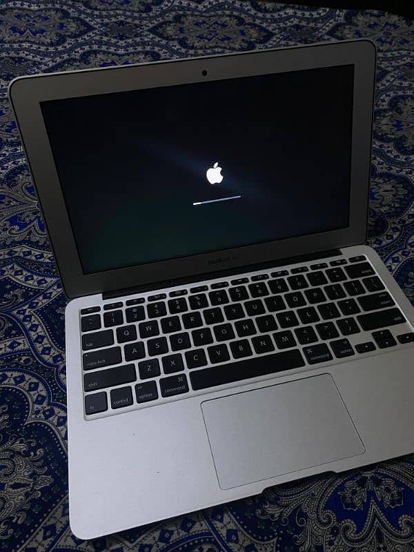 MacBook Air ( 2014) - 8GB RAM, 128GB SSD, macOS Big Sur 12