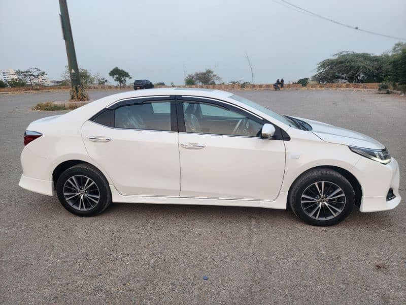 Toyota Corolla Altis Grande Black Interior 2021 6