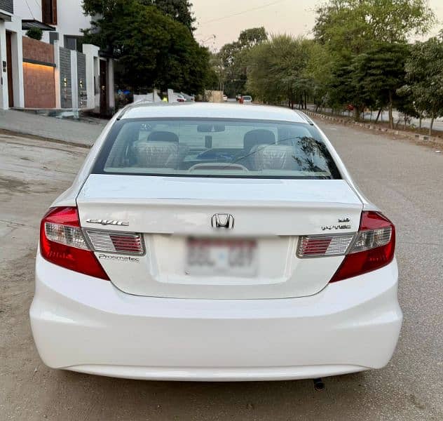 Honda Civic Prosmetic 2014 like new white beauty 1