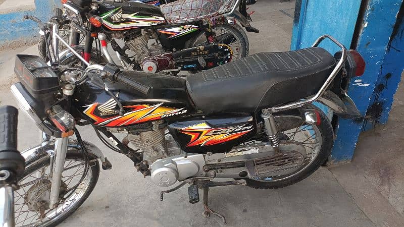 Honda cg 125 Karachi 03027746711 3