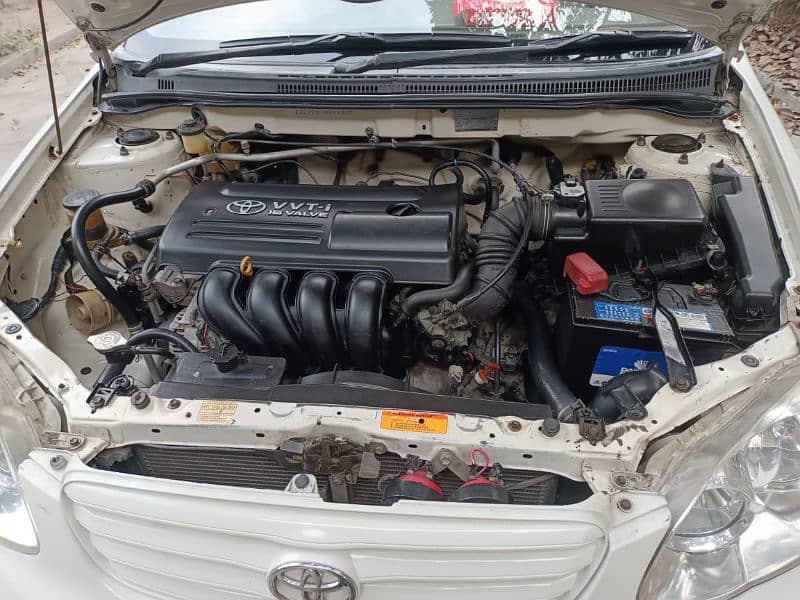 Toyota Corolla Altis 2004 Auto full option 10