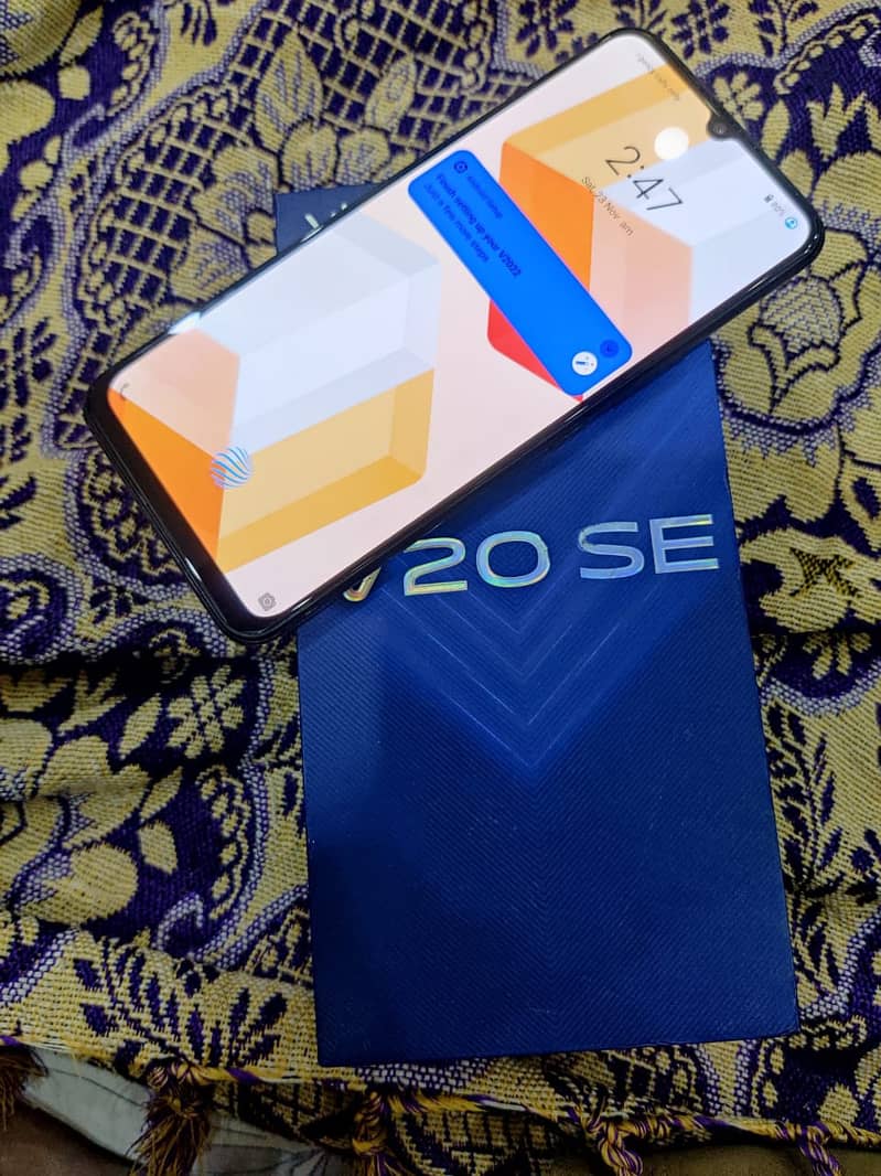 Vivo v20se 8/128 with box official pta approved 0