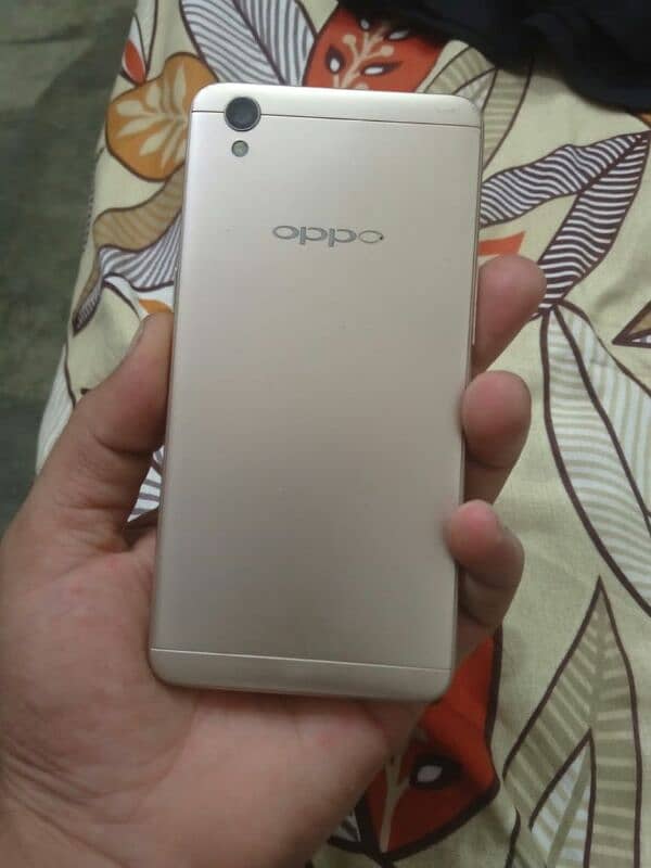 Oppo A37 0