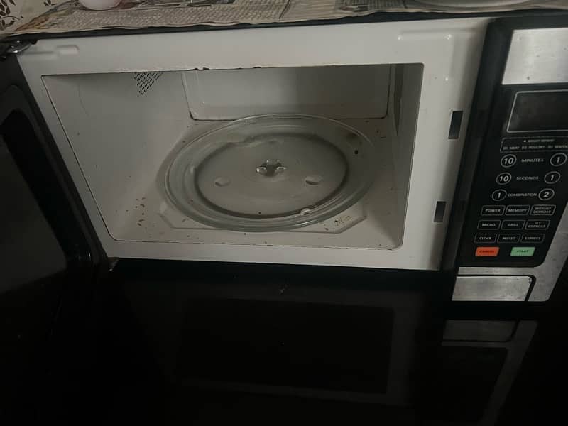 geepas Microwave oven 1