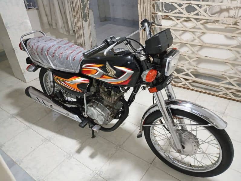 2022 Honda 125 karachi registered 0