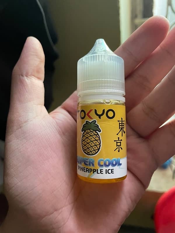 xros cube with flavour bottle and 2 coil (used) 2