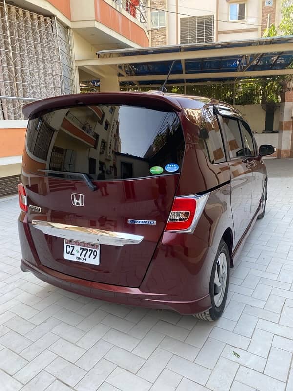 HONDA FREED+HYBRID G HONDA SENSING  DUAL AUTO DOOR  7 SEATER 3