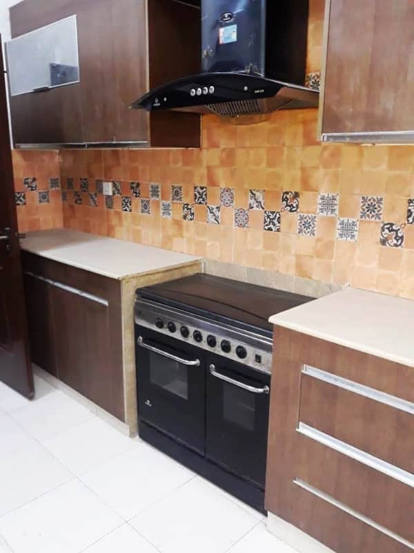 Neat and Clean 12 Marla 4 Bedrooms 2nd Floor Apartment For Sale In Sector B Askari 11 Lahore 2