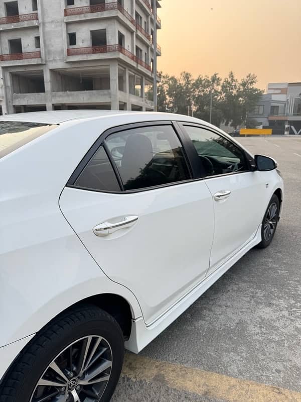 Toyota Corolla Altis 2020 8