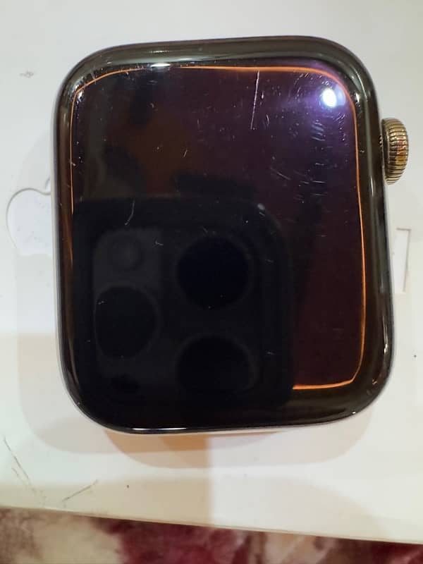 Apple Watch series 6 stainless steel 44mm golden 3