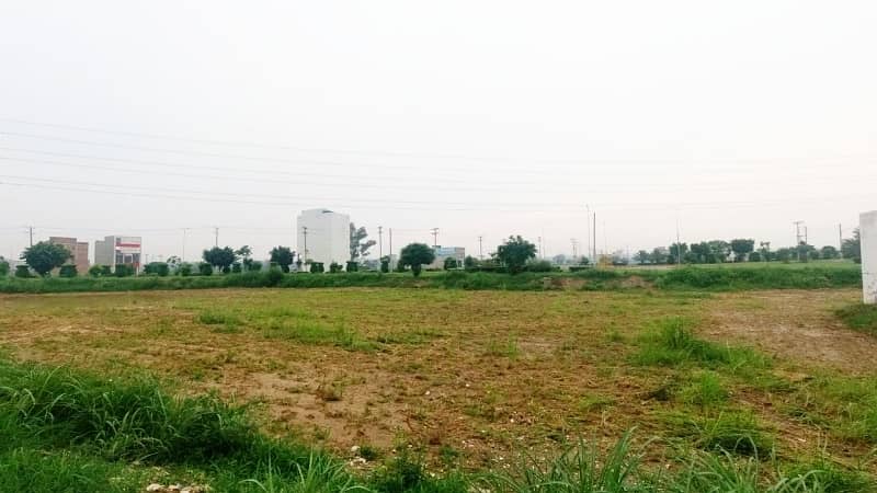 WAO 7 MARLA PLOT FOR SALE INVESTOR RATE 20