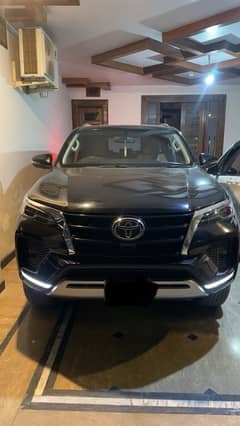 Toyota Fortuner V 2021 (03315214440) only whats app