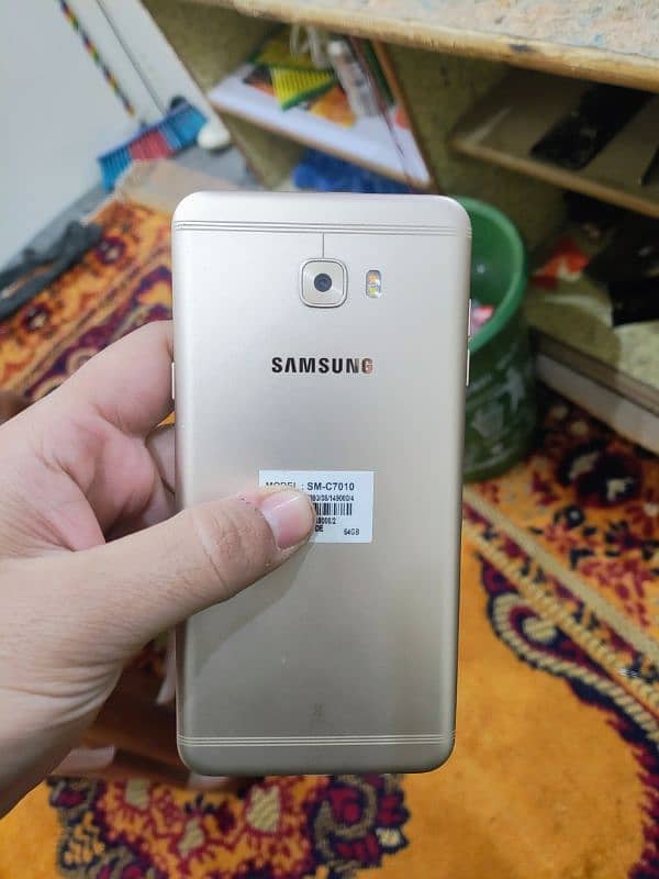 Samsung c7 pro pta approved 4/64 all ok sat location Hazro03455629699 2