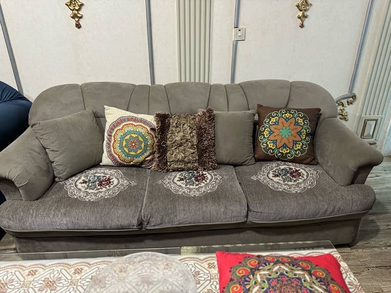 5 seater feesh sofa set BRAND NEW 1