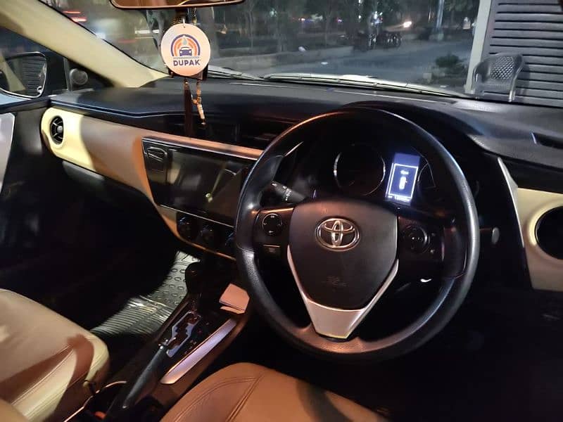 Toyota Corolla Altis 2019 6