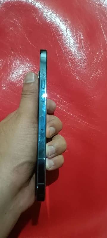 iPhone 12 pro max factory unlocked 4