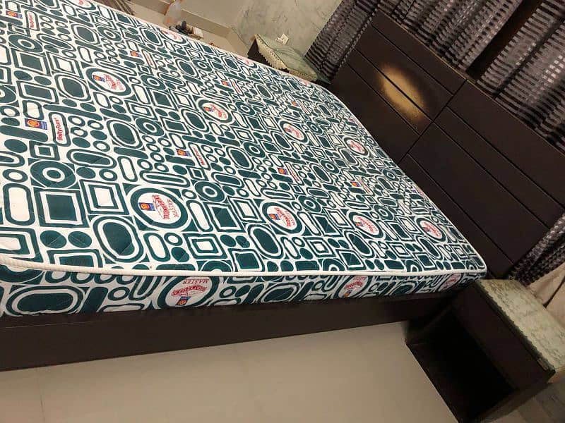 Zubaida concept bed for sale with 2 side table 7