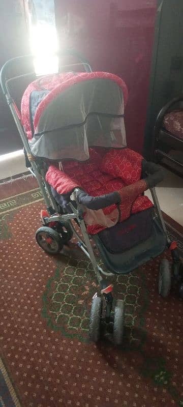 BABY PRAM/STROLLER 0