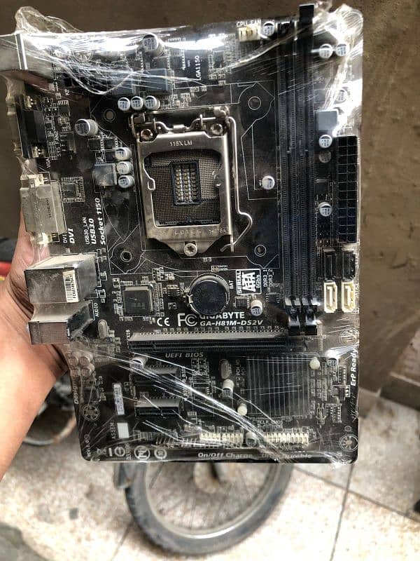 brand new 4gen motherboard gigabyte 4