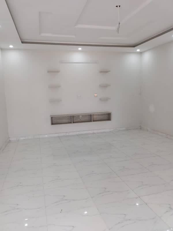 10 marla brand new house for rent ghulshan e Lahore society block B 1