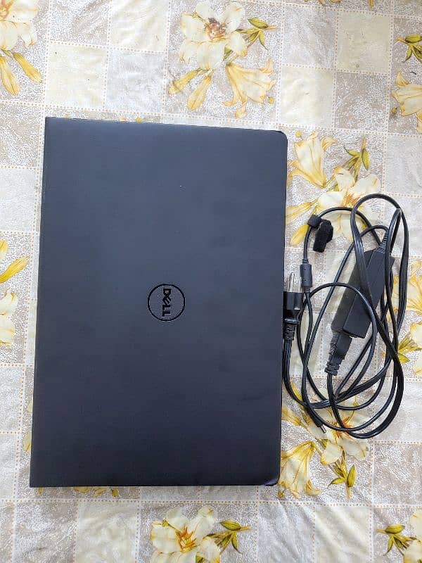 Dell Inspiron 15 3000 Series 6