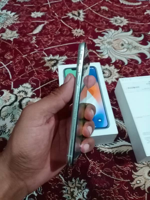 iPhone X PTA BOx 5