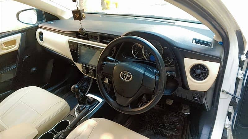 Toyota Corolla XLI 2018 brand new total genuine 14