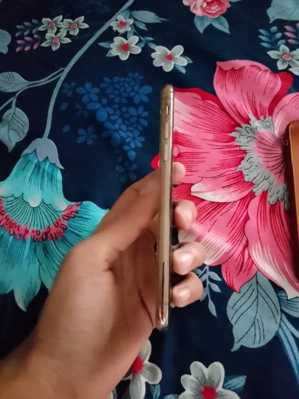 I phone xs pta Approved urgent Sale 1