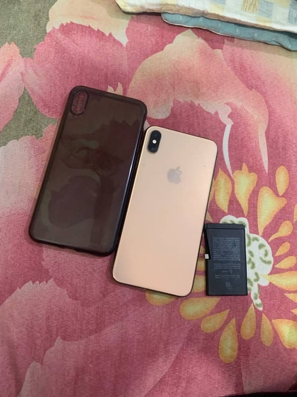 Iphone xs max 256gb PTA approved 2