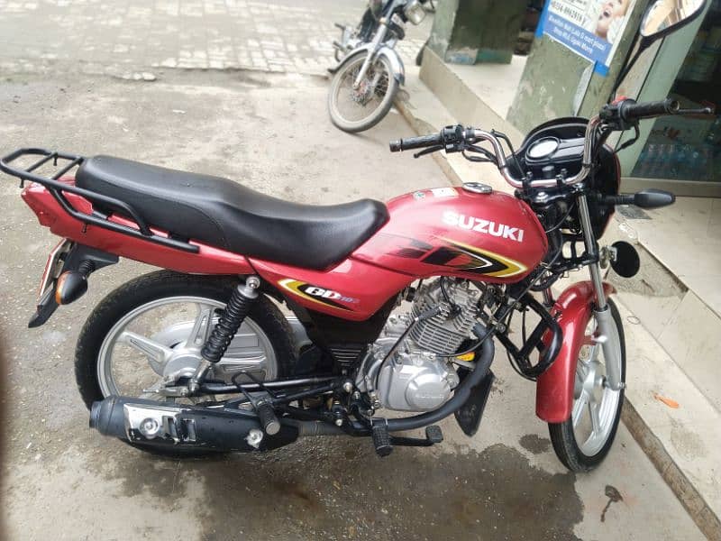 Motorcycle Suzuki GD 110 red colour motorbike condition 10/9 3