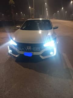 Honda Civic Oriel 1.8 i-VTEC CVT 2020