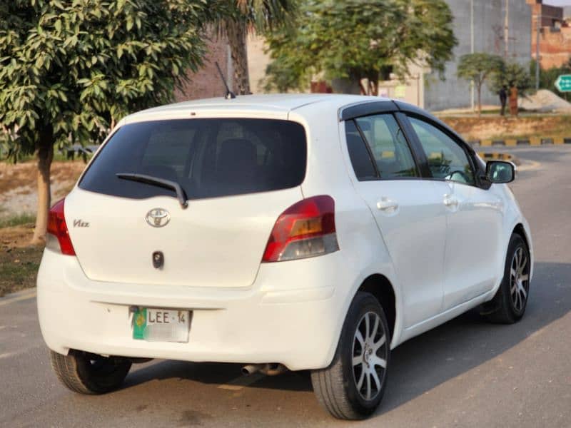 Toyota Vitz 2010 6