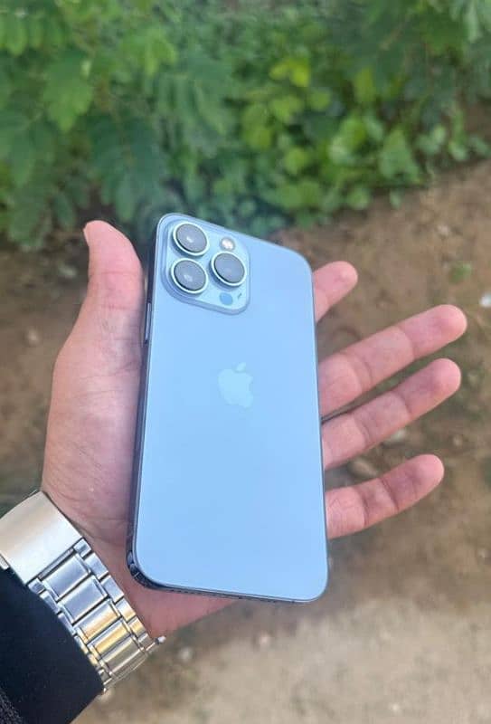 iPhone 13 pro 0