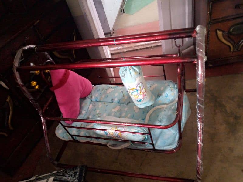 baby cradle swing 0