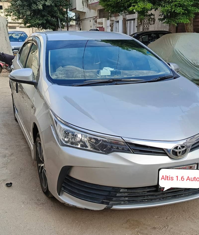 Toyota Corolla Altis 2018 1