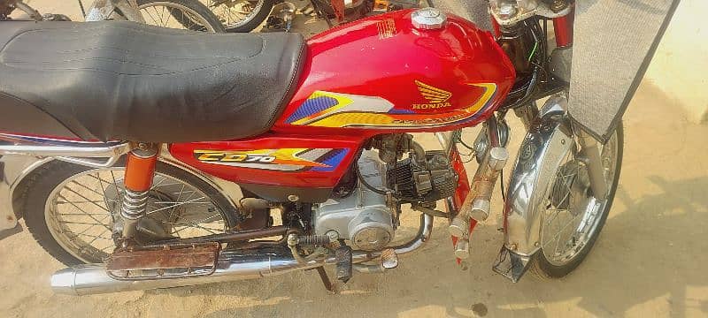 Honda cd70 2013 mardan number 2