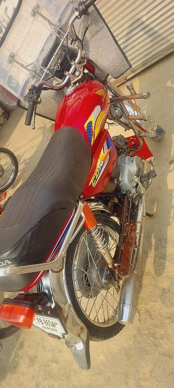 Honda cd70 2013 mardan number 3