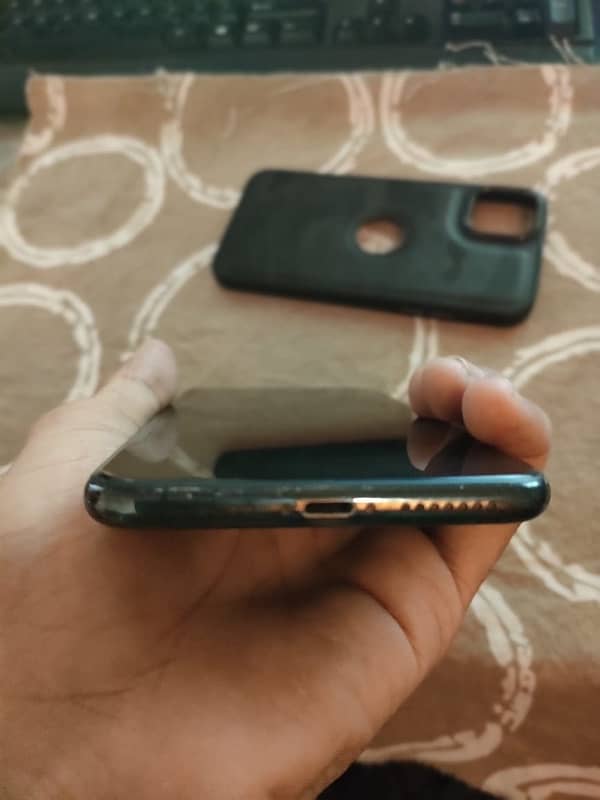 iPhone 11 Pro Max  For sell 5