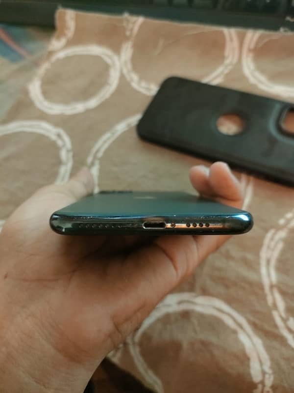 iPhone 11 Pro Max  For sell 8