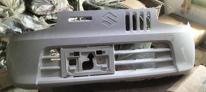 Genuine brand new bumper for suzuki alto with genuine white paint 0