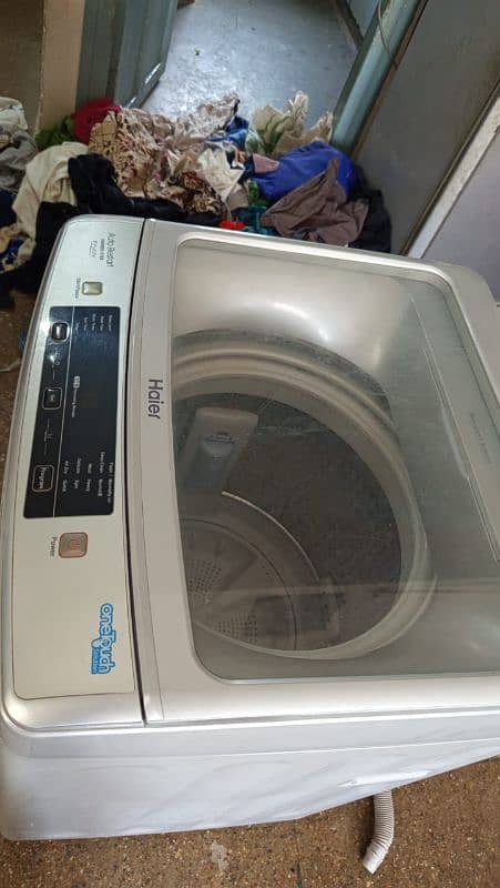 Fully Automatic Washing Machine HWM90-1789 with Advanced Technology* 0