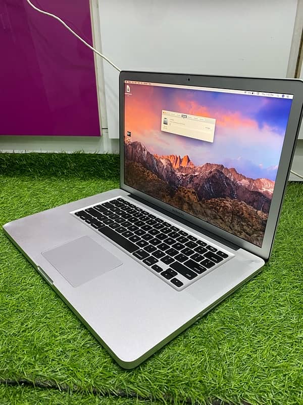 APPLE MACBOOK PRO 10 Pro 15inc 17inc Us Stock |Whatsapp 03215984936 13