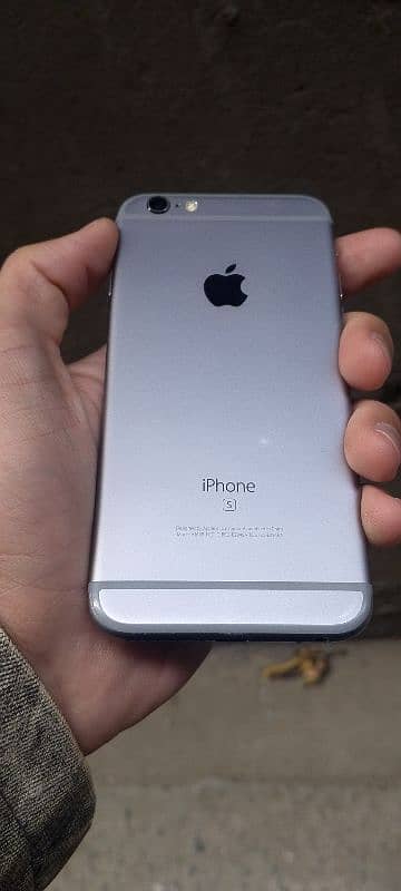 I phone 6s 32gb 10by10 condition 7