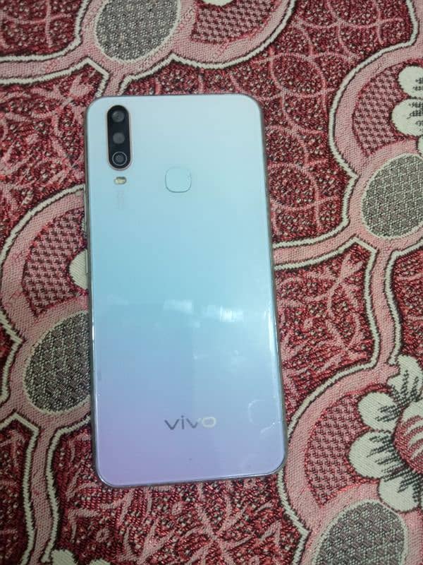 Vivo y17 8Gb Ram 256Gb ROM 2