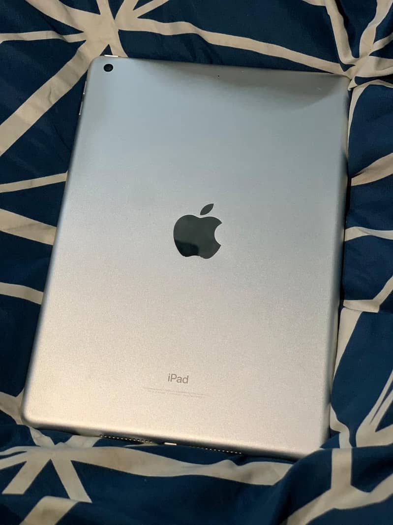 IPAD 5TH GEN 128GB 2