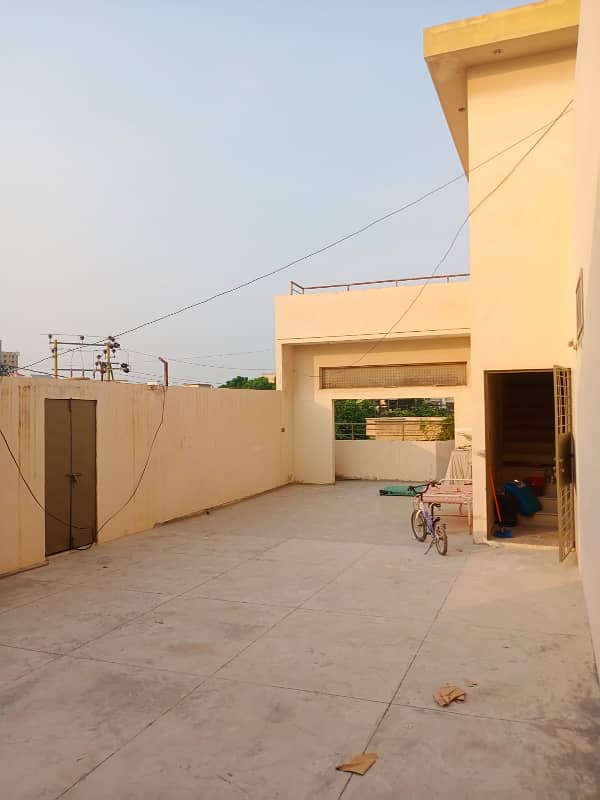 PIA Society House Available For Sell In VIP Prime Location Of Block 9 Gulistan-E-Jauhar. 2